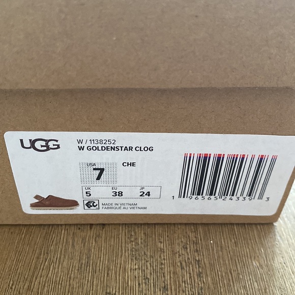 Ugg Clog - Picture 2 of 2